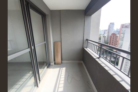 Apartamento à venda com 29m², 1 quarto e sem vaga Apartamento à venda com 29m², 1 quarto e sem vagaVaranda