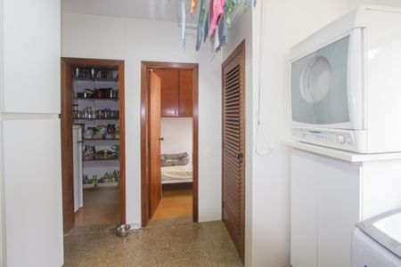 Apartamento à venda com 260m², 3 quartos e 3 vagasÁrea de Serviço