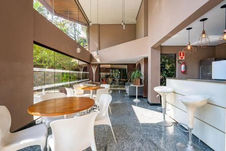 Apartamento à venda com 180m², 3 quartos e 4 vagas