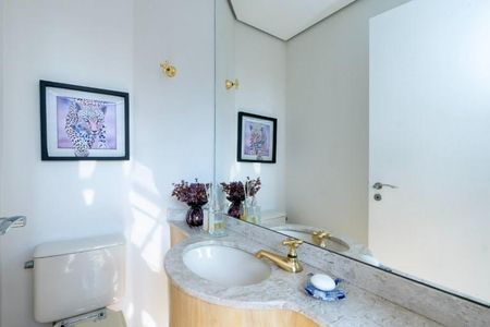 Apartamento à venda com 180m², 3 quartos e 4 vagas