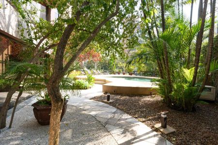 Apartamento à venda com 180m², 3 quartos e 4 vagas