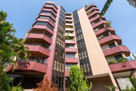 Apartamento à venda com 180m², 3 quartos e 4 vagas