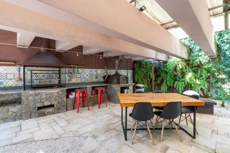 Apartamento à venda com 180m², 3 quartos e 4 vagas