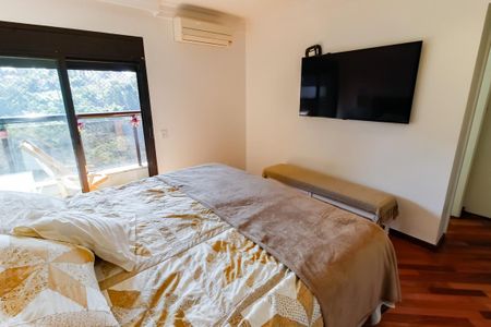 Apartamento à venda com 221m², 3 quartos e 3 vagasSuíte 3