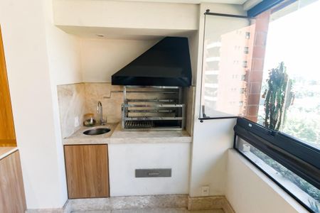 Apartamento à venda com 221m², 3 quartos e 3 vagasDetalhe - Varanda gourmet