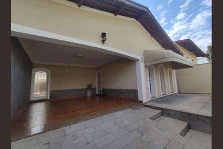 Casa à venda com 211m², 4 quartos e 3 vagas Casa à venda com 211m², 4 quartos e 3 vagasFoto 19