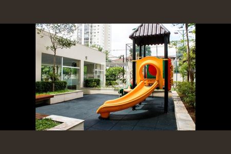 Apartamento à venda com 190m², 3 quartos e 3 vagas Apartamento à venda com 190m², 3 quartos e 3 vagasÁrea comum - Playground