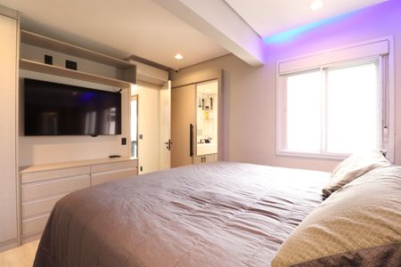 Apartamento à venda com 190m², 3 quartos e 3 vagasSuíte 1