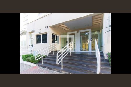 Apartamento à venda com 190m², 3 quartos e 3 vagas Apartamento à venda com 190m², 3 quartos e 3 vagasFachada