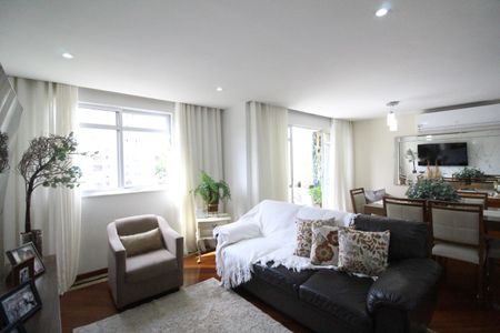 Apartamento à venda com 256m², 3 quartos e 2 vagasSala 1