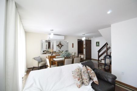 Apartamento à venda com 256m², 3 quartos e 2 vagasSala 1