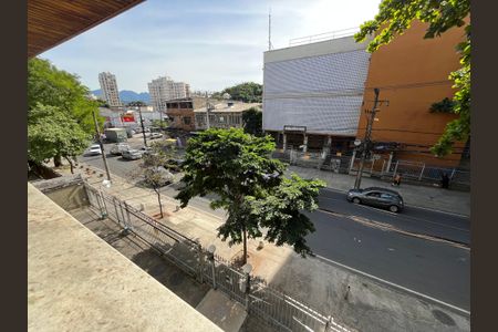Apartamento à venda com 256m², 3 quartos e 2 vagas Apartamento à venda com 256m², 3 quartos e 2 vagasÁrea comum - vista