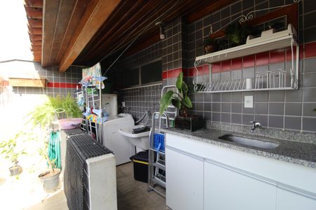 Apartamento à venda com 256m², 3 quartos e 2 vagasÁrea de serviço