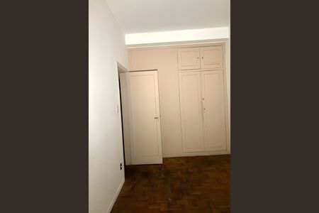 Apartamento à venda com 130m², 2 quartos e sem vaga