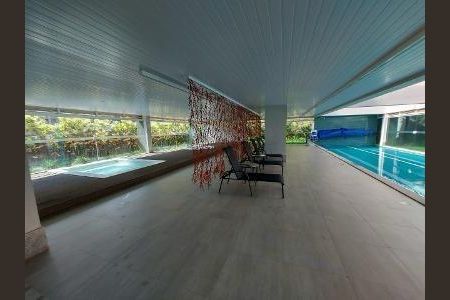 Apartamento à venda com 56m², 1 quarto e 1 vaga