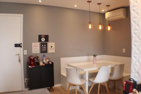 Apartamento à venda com 60m², 2 quartos e 1 vaga Apartamento à venda com 60m², 2 quartos e 1 vagaSala de Jantar