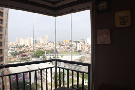 Apartamento à venda com 60m², 2 quartos e 1 vaga Apartamento à venda com 60m², 2 quartos e 1 vagaVaranda