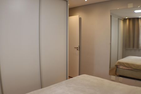 Apartamento à venda com 60m², 2 quartos e 1 vaga Apartamento à venda com 60m², 2 quartos e 1 vagaSuíte