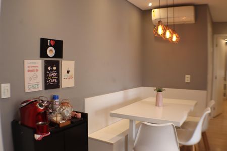 Apartamento à venda com 60m², 2 quartos e 1 vaga Apartamento à venda com 60m², 2 quartos e 1 vagaSala de Jantar