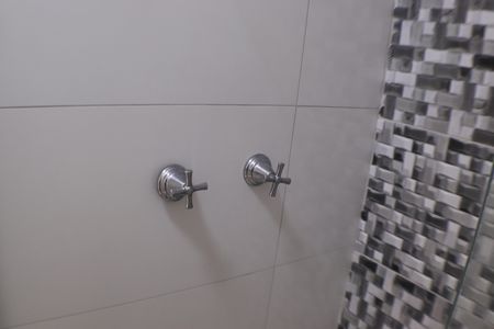 Apartamento à venda com 60m², 2 quartos e 1 vaga Apartamento à venda com 60m², 2 quartos e 1 vagaBanheiro