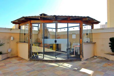 Apartamento à venda com 70m², 3 quartos e 3 vagas Apartamento à venda com 70m², 3 quartos e 3 vagasÁrea comum - Churrasqueira