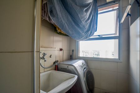 Apartamento à venda com 70m², 3 quartos e 3 vagas Apartamento à venda com 70m², 3 quartos e 3 vagasÁrea de Serviço