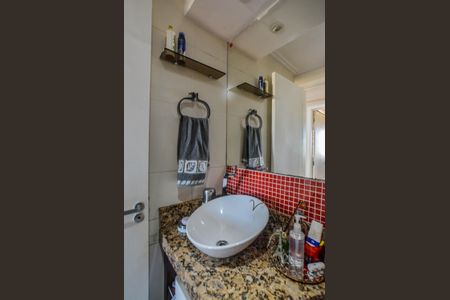 Apartamento à venda com 70m², 3 quartos e 3 vagas Apartamento à venda com 70m², 3 quartos e 3 vagasBanheiro Social