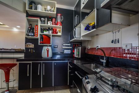 Apartamento à venda com 70m², 3 quartos e 3 vagas Apartamento à venda com 70m², 3 quartos e 3 vagasCozinha