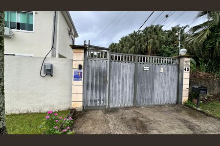 Casa à venda com 140m², 3 quartos e 1 vaga Casa à venda com 140m², 3 quartos e 1 vagaPlaquinha