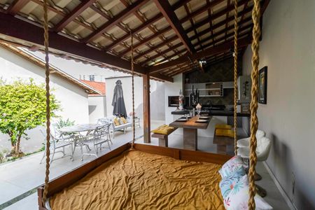 Casa à venda com 380m², 4 quartos e 4 vagasÁrea gourmet