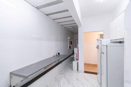 Casa à venda com 380m², 4 quartos e 4 vagasCozinha