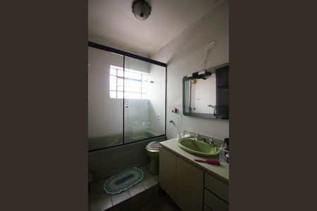 Casa à venda com 239m², 3 quartos e 4 vagasBanheiro da Suíte