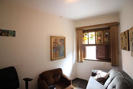 Casa à venda com 239m², 3 quartos e 4 vagasQuarto 2