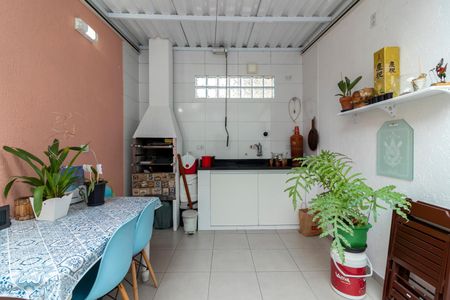 Casa à venda com 122m², 3 quartos e 2 vagas Casa à venda com 122m², 3 quartos e 2 vagasÁrea de Lazer