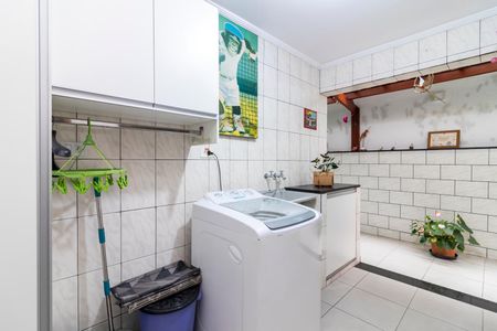 Casa à venda com 122m², 3 quartos e 2 vagas Casa à venda com 122m², 3 quartos e 2 vagasÁrea de Serviço