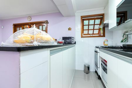 Casa à venda com 122m², 3 quartos e 2 vagas Casa à venda com 122m², 3 quartos e 2 vagasCozinha