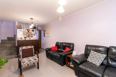 Casa à venda com 122m², 3 quartos e 2 vagas Casa à venda com 122m², 3 quartos e 2 vagasSala de Estar