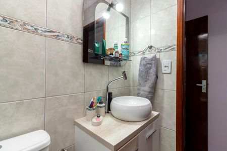 Casa à venda com 122m², 3 quartos e 2 vagas Casa à venda com 122m², 3 quartos e 2 vagasBanheiro da Suíte