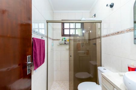 Casa à venda com 122m², 3 quartos e 2 vagas Casa à venda com 122m², 3 quartos e 2 vagasBanheiro