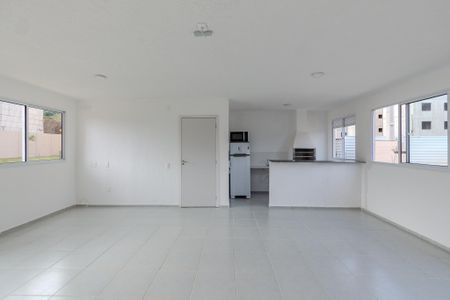 Apartamento à venda com 41m², 2 quartos e 1 vaga Apartamento à venda com 41m², 2 quartos e 1 vagaÁrea comum - Salão de festas