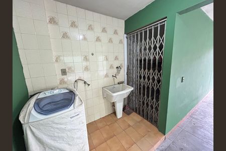 Casa à venda com 142m², 2 quartos e 4 vagasÁrea de Serviço