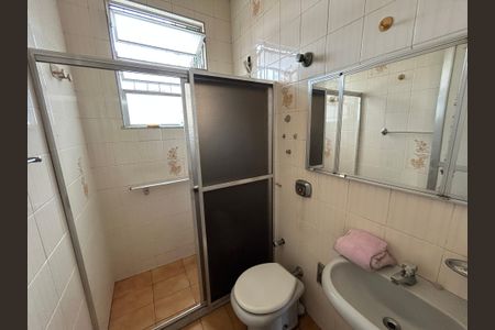 Casa à venda com 142m², 2 quartos e 4 vagasBanheiro 1