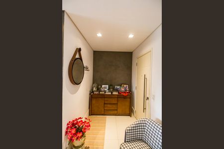 Apartamento à venda com 94m², 2 quartos e 2 vagasHall social