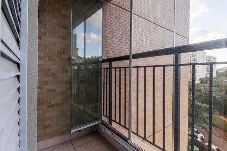 Apartamento à venda com 94m², 2 quartos e 2 vagasVaranda