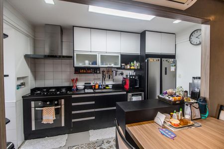 Apartamento à venda com 94m², 2 quartos e 2 vagasCozinha