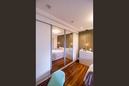 Apartamento à venda com 94m², 2 quartos e 2 vagasDetalhe