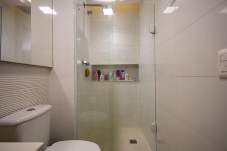 Apartamento à venda com 105m², 3 quartos e 2 vagas Apartamento à venda com 105m², 3 quartos e 2 vagasBanheiro Social