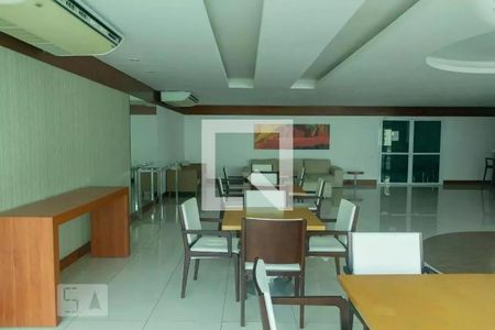 Apartamento à venda com 105m², 3 quartos e 2 vagas Apartamento à venda com 105m², 3 quartos e 2 vagasÁrea comum