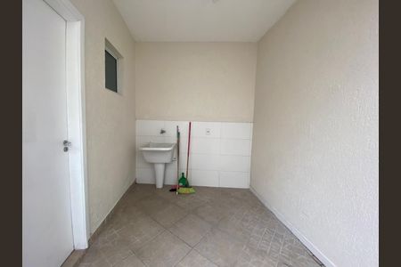 Casa à venda com 155m², 4 quartos e 2 vagas