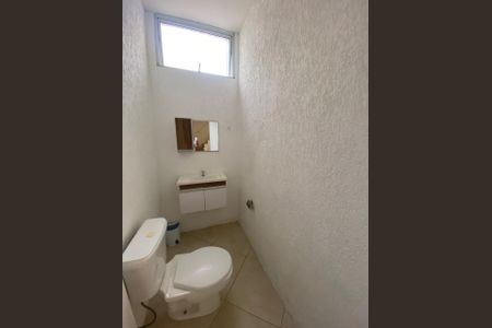 Casa à venda com 155m², 4 quartos e 2 vagas